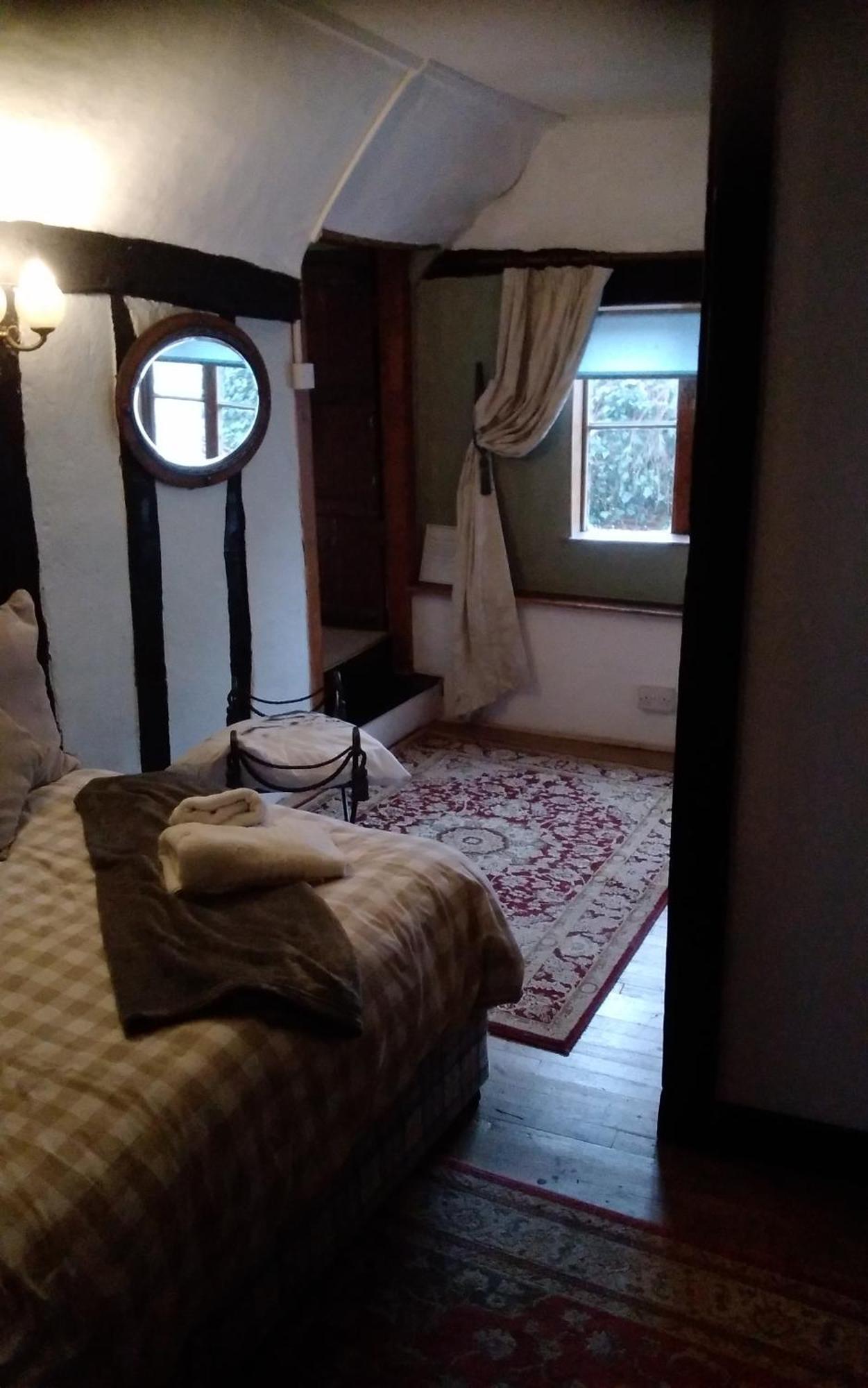 הארוויץ' The Swan Inn מראה חיצוני תמונה