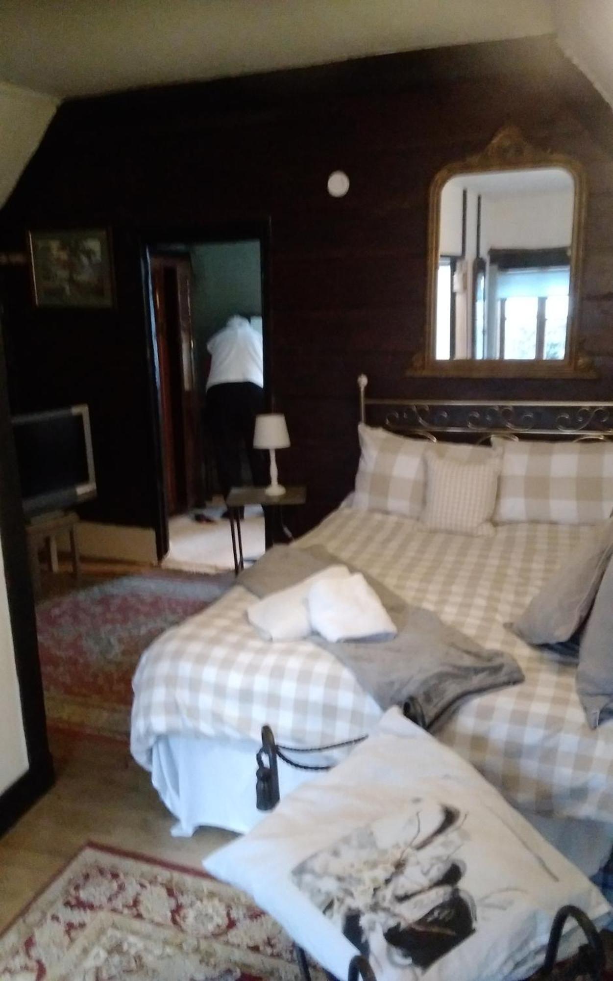 הארוויץ' The Swan Inn מראה חיצוני תמונה