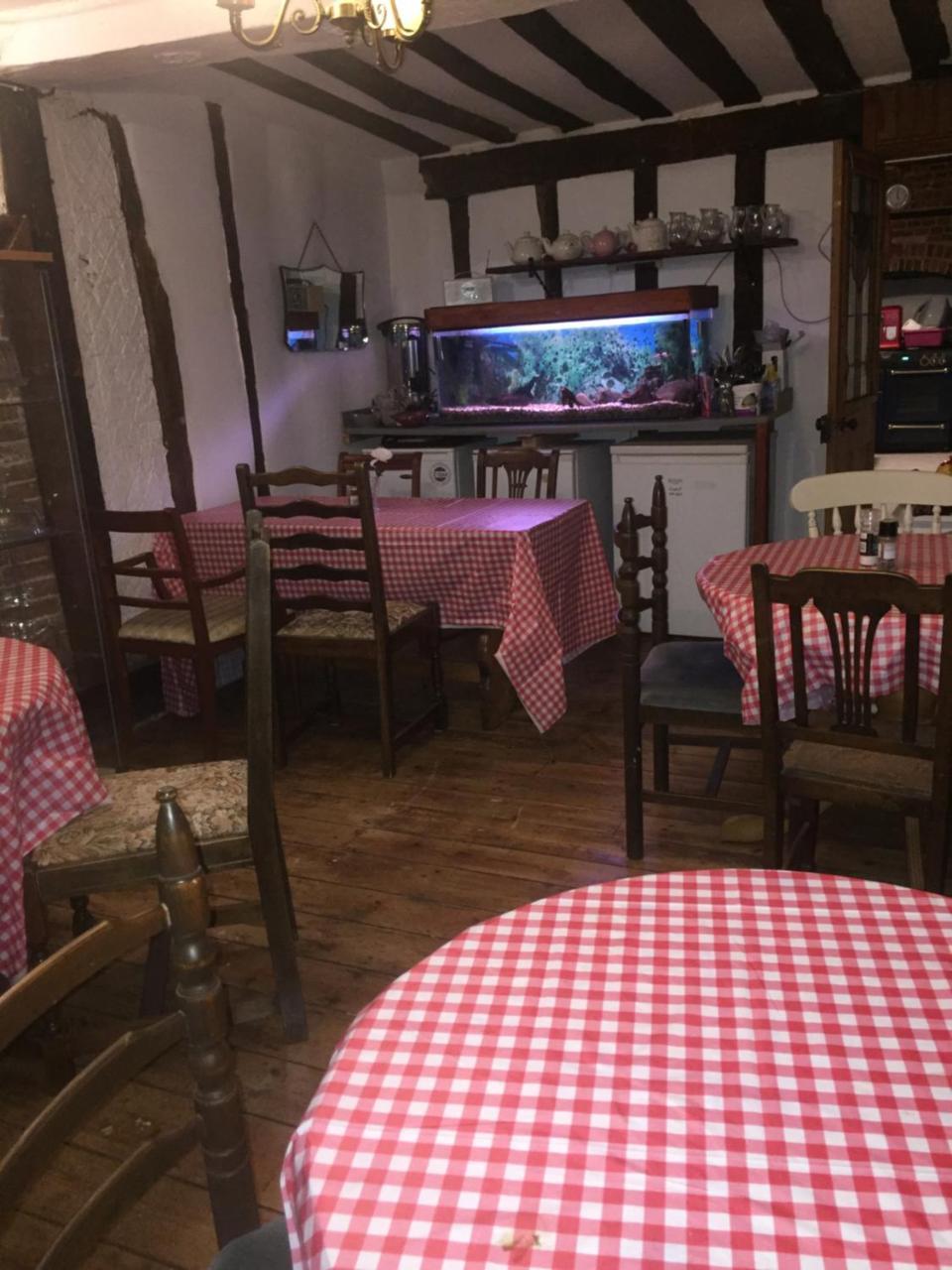 הארוויץ' The Swan Inn מראה חיצוני תמונה